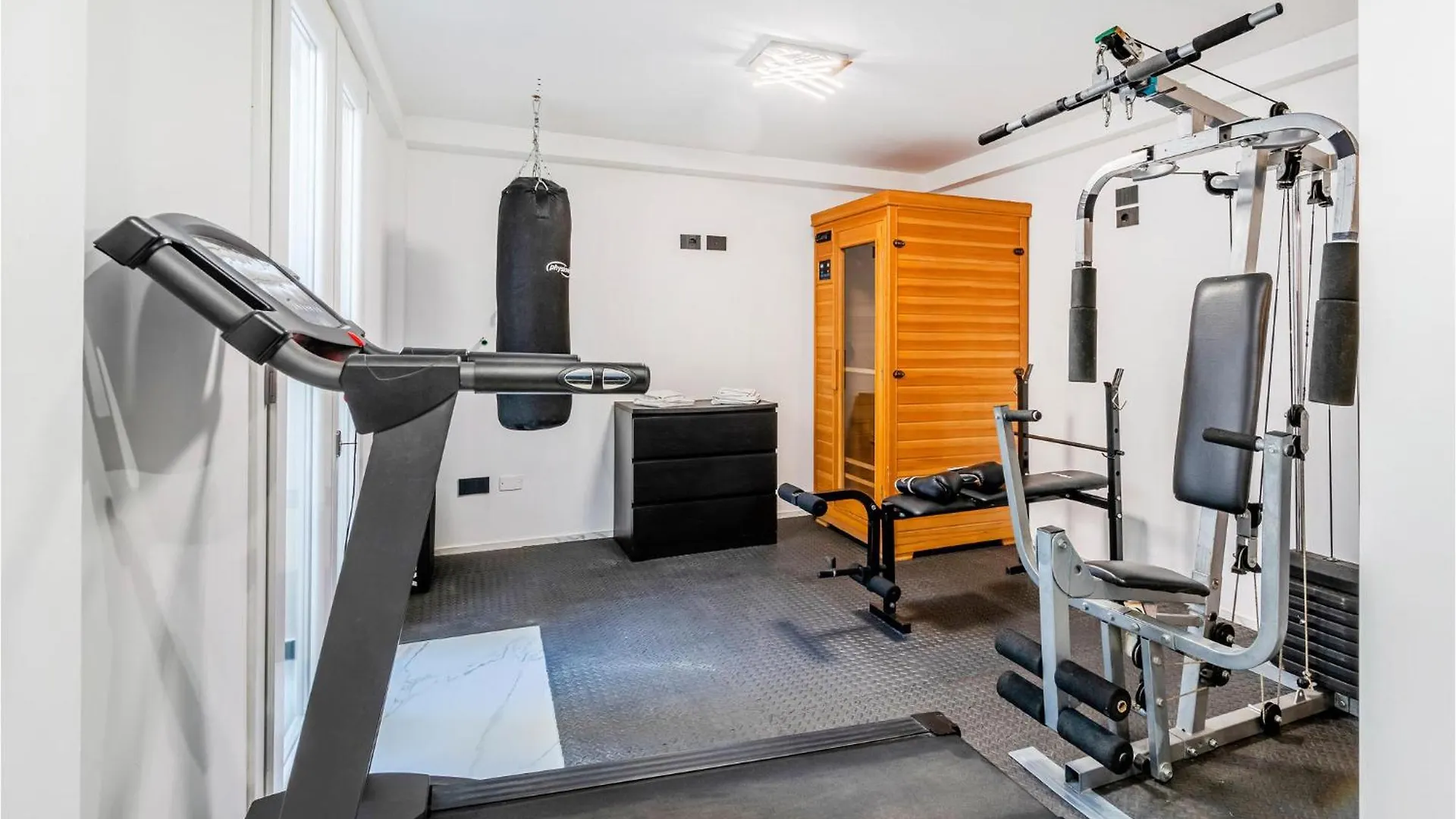 Nice Apartment In Lido Di Camaiore With Sauna