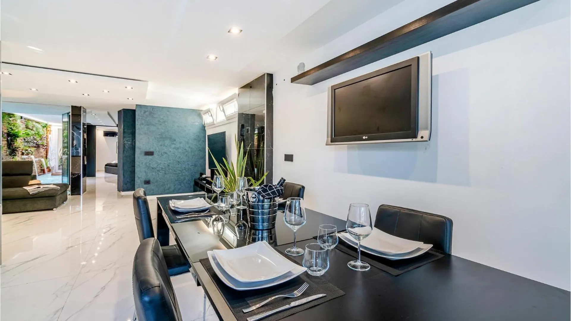 Nice Apartment In Lido Di Camaiore With Sauna